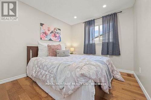 272 Phillip Murray Avenue N, Oshawa (Lakeview), ON - Indoor Photo Showing Bedroom