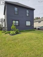 7 Foundry Street  Amherst, NS B4H 1A1