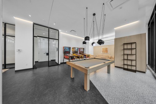 Salle communautaire - 5106-1245 Rue De Bleury, Montréal (Ville-Marie), QC - Indoor Photo Showing Other Room