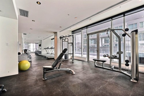 Exercise Room - 2908-1155 Rue De La Montagne, Montréal (Ville-Marie), QC - Indoor Photo Showing Gym Room