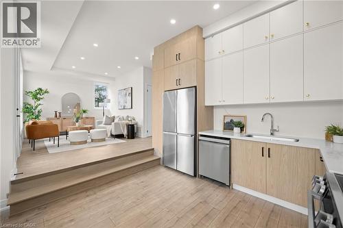 82 Chalmers Street N, Cambridge, ON - Indoor Photo Showing Kitchen