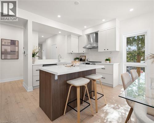 84 Chalmers Street N, Cambridge, ON - Indoor Photo Showing Kitchen