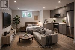 C - 886 BYRON AVENUE  Ottawa, ON K2A 0A1