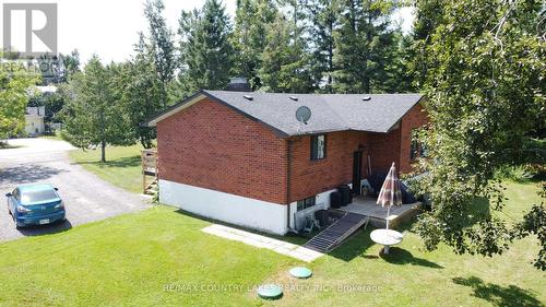 4 Macpherson Crescent, Kawartha Lakes, ON - Outdoor