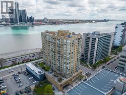 75 Riverside DRIVE East Unit# 1705 Windsor, ON N9A 7C4