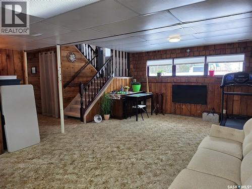 360 2Nd Avenue E, Englefeld, SK - Indoor