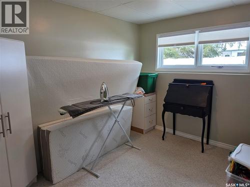 360 2Nd Avenue E, Englefeld, SK - Indoor