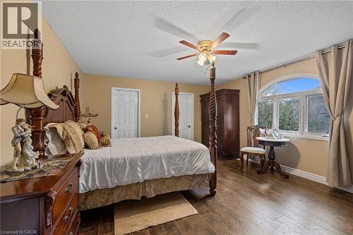 3 Nature Court, Hamilton, ON - Indoor Photo Showing Bedroom