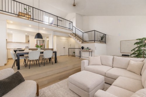 5481 Place Plamondon  Saint-Lambert, QC J4S 1W4