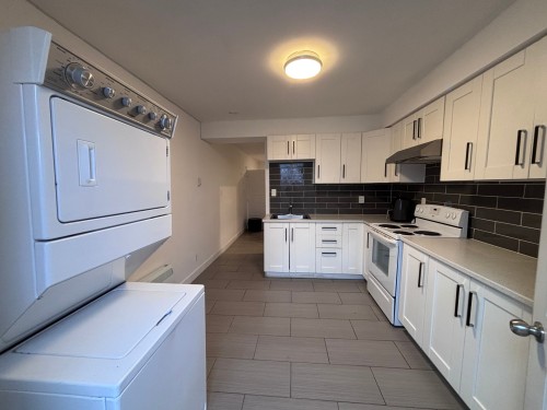 Kitchen - 2-7062 Rue St-Denis, Montréal (Rosemont/La Petite-Patrie), QC - Indoor Photo Showing Other Room