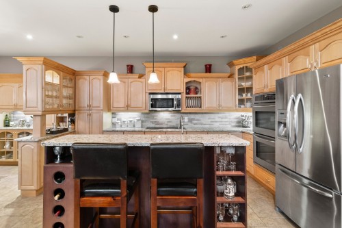 Cuisine - 4 Ch. Du Colibri, Val-Des-Lacs, QC - Indoor Photo Showing Kitchen With Upgraded Kitchen