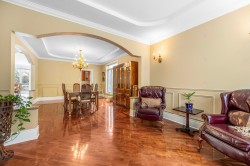 Salon - 