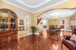 Salon - 