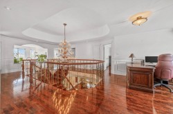 Mezzanine - 