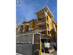 571 Yates Road Unit# 403 Kelowna, BC V1V 2V5