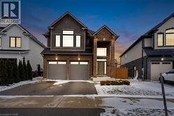 153 SUSAN Drive Fonthill, ON L3E 0B2