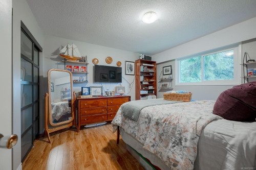 395 Dogwood Dr, Ladysmith, BC 
