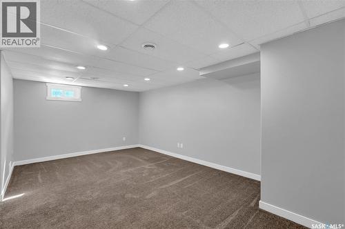 3347 Coughlin Bay E, Regina, SK - Indoor