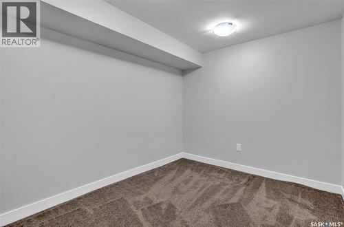 3347 Coughlin Bay E, Regina, SK - Indoor Photo Showing Other Room