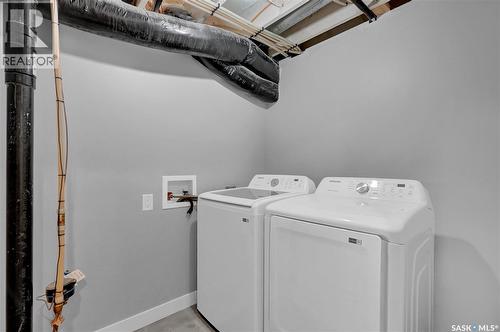 3347 Coughlin Bay E, Regina, SK - Indoor Photo Showing Laundry Room