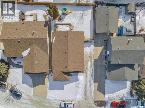 3347 Coughlin Bay E, Regina, SK - Outdoor