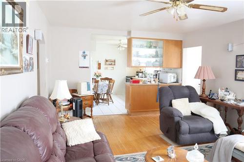 288 First Avenue, Welland, ON - Indoor Photo Showing Living Room