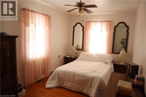 288 First Avenue, Welland, ON - Indoor Photo Showing Bedroom