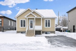 225 Rue Marthe  Saint-Philippe, QC J0L 2K0