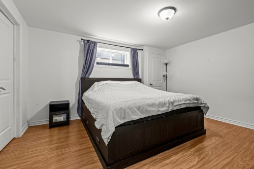 Chambre à coucher principale - 225 Rue Marthe, Saint-Philippe, QC - Indoor Photo Showing Bedroom