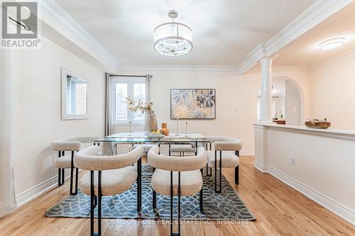 489 Ravineview Way, Oakville, ON - Indoor Photo Showing Dining Room