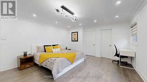 16 Crescentview Road, Richmond Hill, ON - Indoor Photo Showing Bedroom