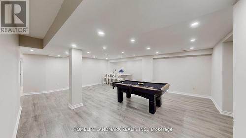 16 Crescentview Road, Richmond Hill, ON - Indoor Photo Showing Other Room