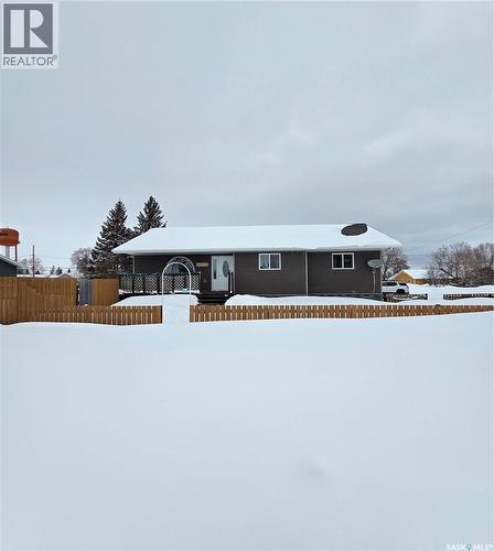 401 6th AVENUE W  Nipawin, SK S0E 1E0