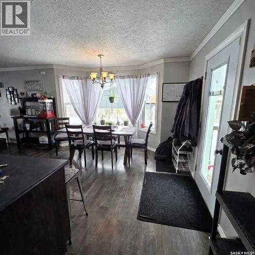 401 6Th Avenue W, Nipawin, SK - Indoor