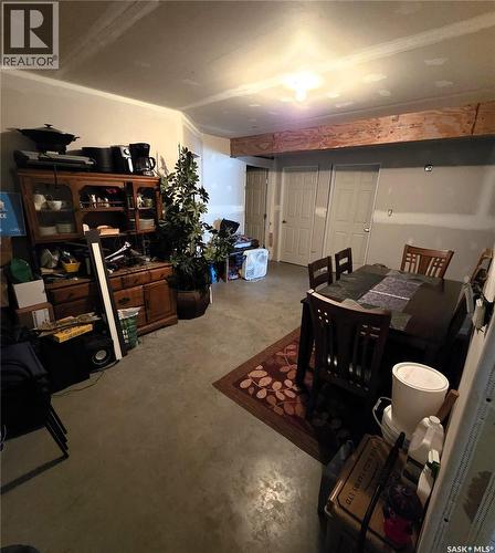 401 6Th Avenue W, Nipawin, SK - Indoor