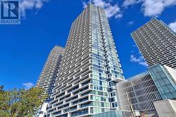 3702 - 950 PORTAGE PARKWAY Vaughan, ON L4K 0J7