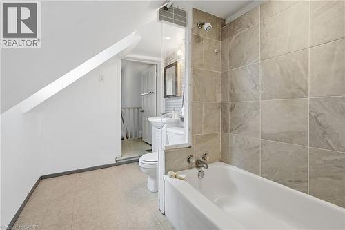 79 Murray Street E, Hamilton, ON - Indoor Photo Showing Bathroom