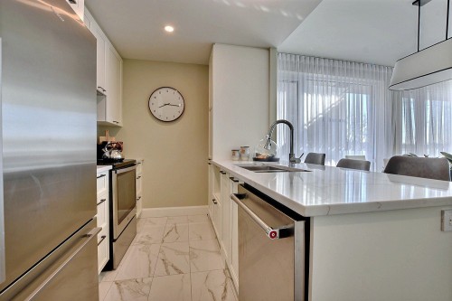 Cuisine - 105-510 Boul. Des Prairies, Laval (Laval-Des-Rapides), QC - Indoor Photo Showing Kitchen