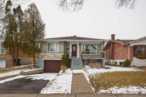 3350 Rue Limoges  Montréal (Saint-Laurent), QC H4K 1Y1