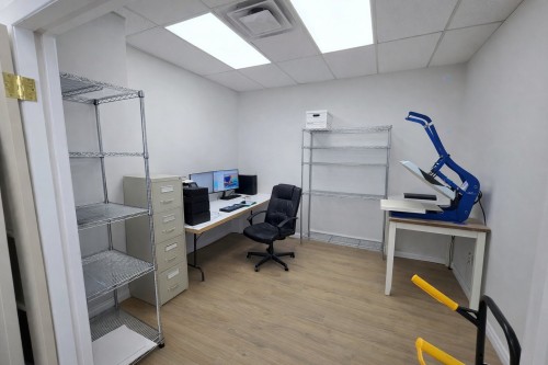 Bureau - 206-1605 Desserte Nord Laval (A-440) O., Laval (Chomedey), QC - Indoor Photo Showing Other Room