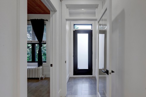 Mud Room - 6674 Rue St-Denis, Montréal (Rosemont/La Petite-Patrie), QC - Indoor Photo Showing Other Room