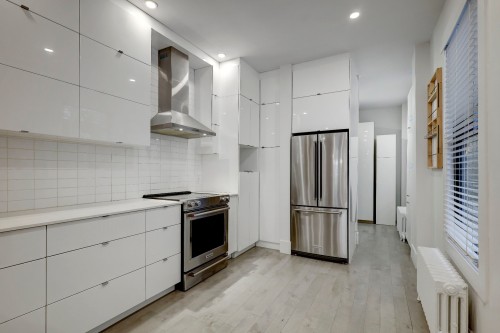 Kitchen - 6674 Rue St-Denis, Montréal (Rosemont/La Petite-Patrie), QC - Indoor Photo Showing Kitchen With Upgraded Kitchen