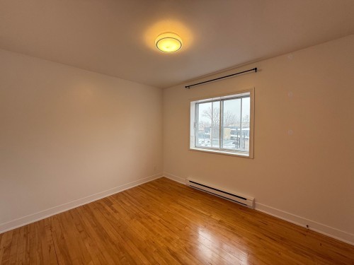 Bedroom - 4-5385 10E Avenue, Montréal (Rosemont/La Petite-Patrie), QC - Indoor Photo Showing Other Room