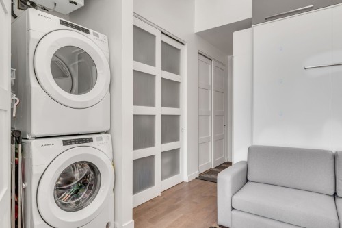 Overall view - 206-880 Rue Père-Marquette, Québec (La Cité-Limoilou), QC - Indoor Photo Showing Laundry Room