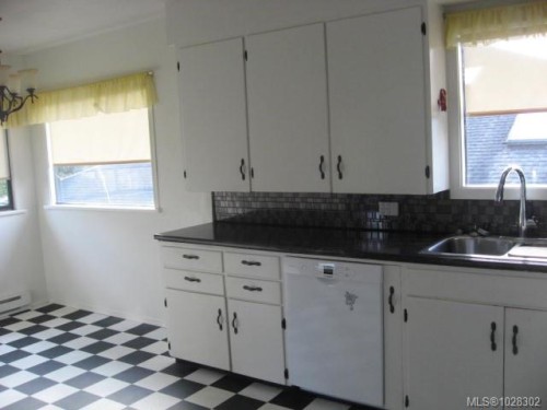 10391 Resthaven Dr, Sidney, BC 