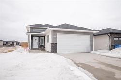 132 Breckenridge DR  Niverville, MB R0A 0E2