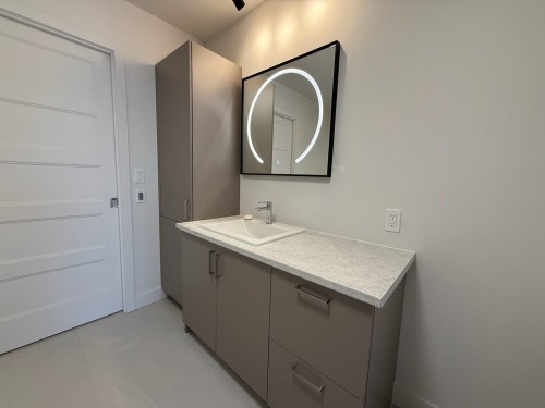 Salle de bains attenante à la CCP - 206-40 Rue Toe-Blake, Vaudreuil-Dorion, QC - Indoor Photo Showing Bathroom