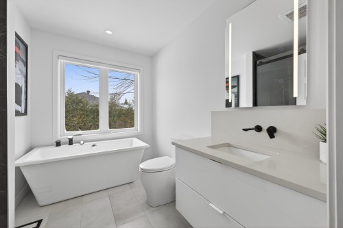 Salle de bains - 353 Rue Arthur-Priem, Saint-Roch-De-Richelieu, QC - Indoor Photo Showing Bathroom