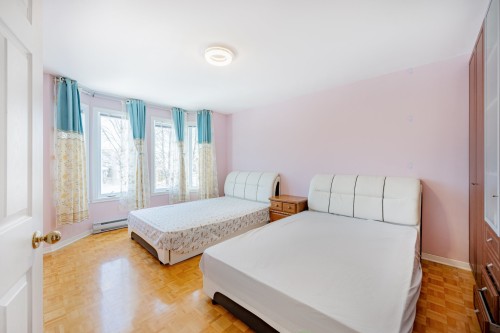 Master Bedroom - 95 Rue Perron, La Prairie, QC - Indoor Photo Showing Bedroom