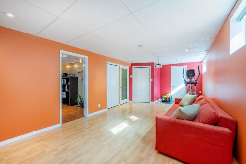 Family Room - 95 Rue Perron, La Prairie, QC - Indoor
